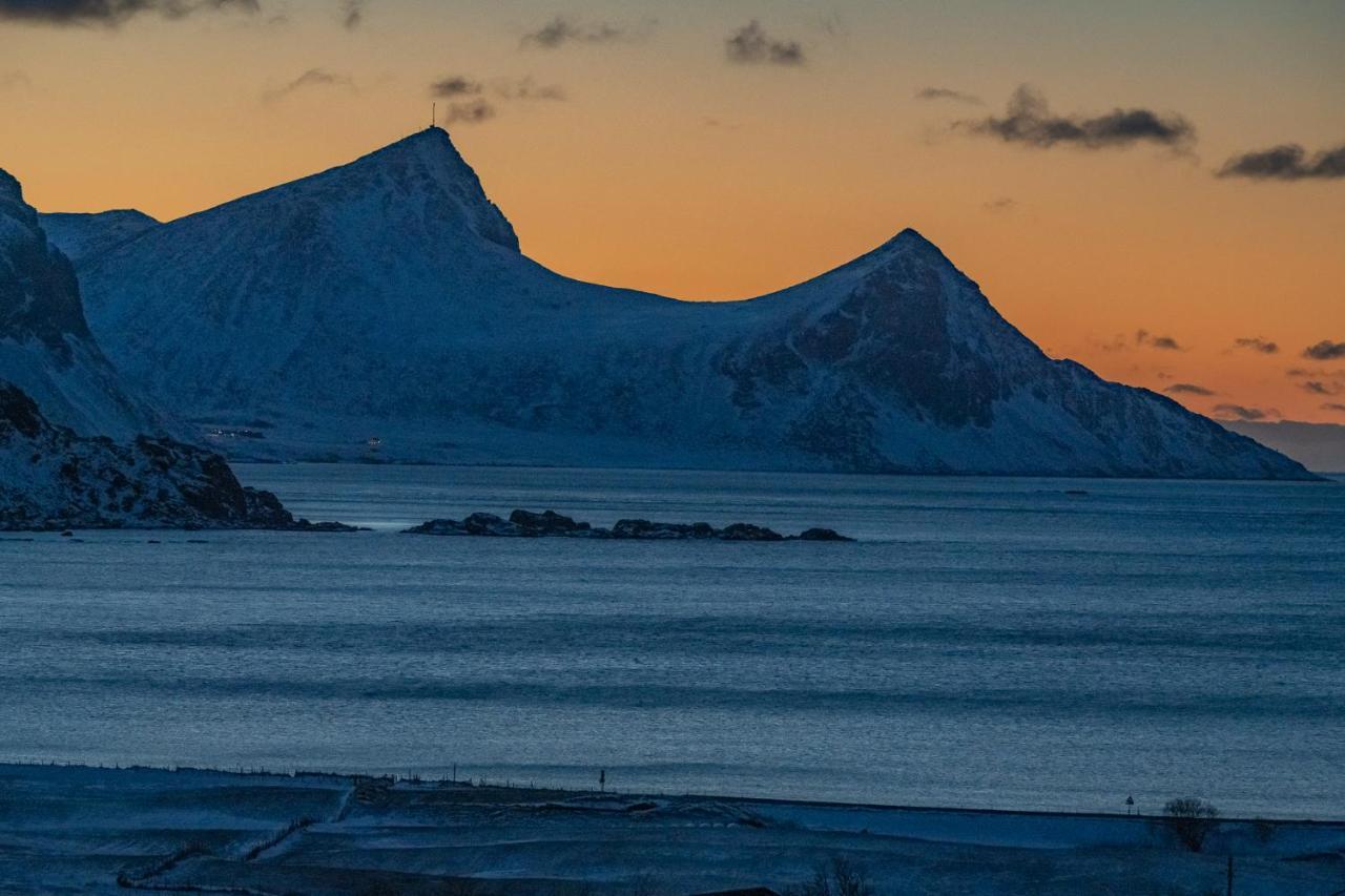 Feriehus Med Flott Havutsikt Ved Hauklandstranden Leknes Exterior photo