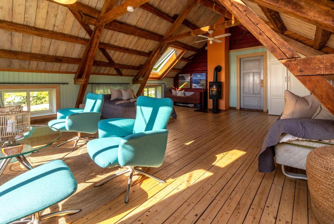 Feriehus Med Flott Havutsikt Ved Hauklandstranden Leknes Exterior photo