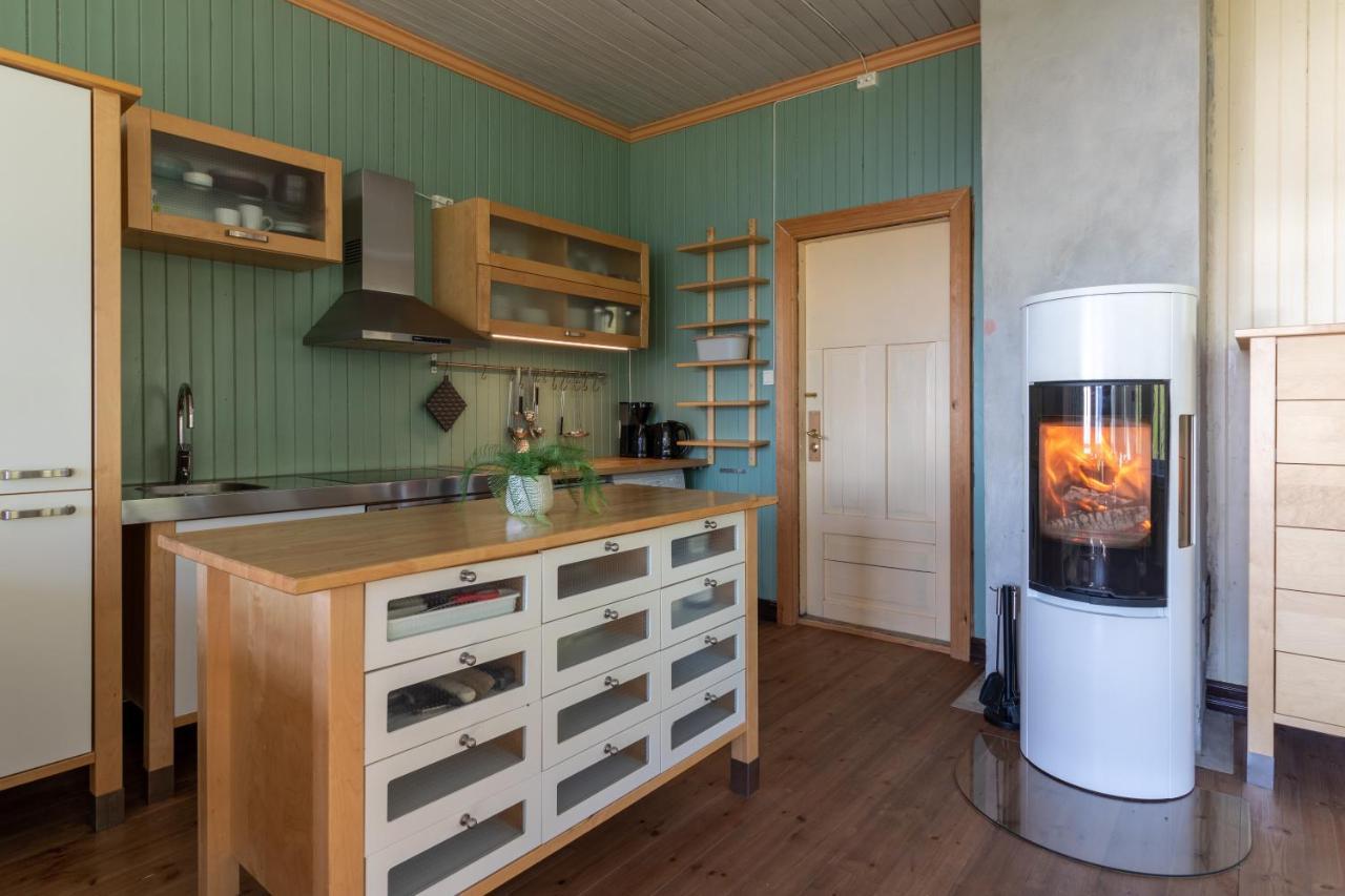 Feriehus Med Flott Havutsikt Ved Hauklandstranden Leknes Exterior photo