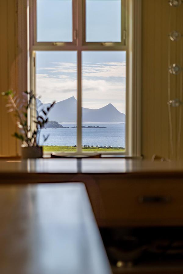 Feriehus Med Flott Havutsikt Ved Hauklandstranden Leknes Exterior photo